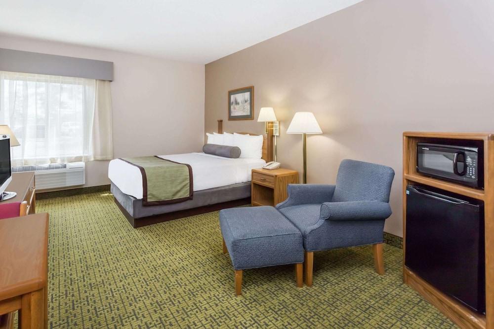 Days Inn & Suites By Wyndham Madison Exteriér fotografie