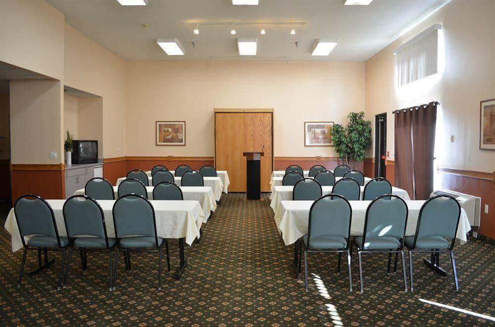 Days Inn & Suites By Wyndham Madison Exteriér fotografie